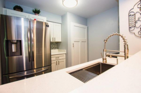 Golf and Tennis Community-Lakeview Oasis-Private Patio